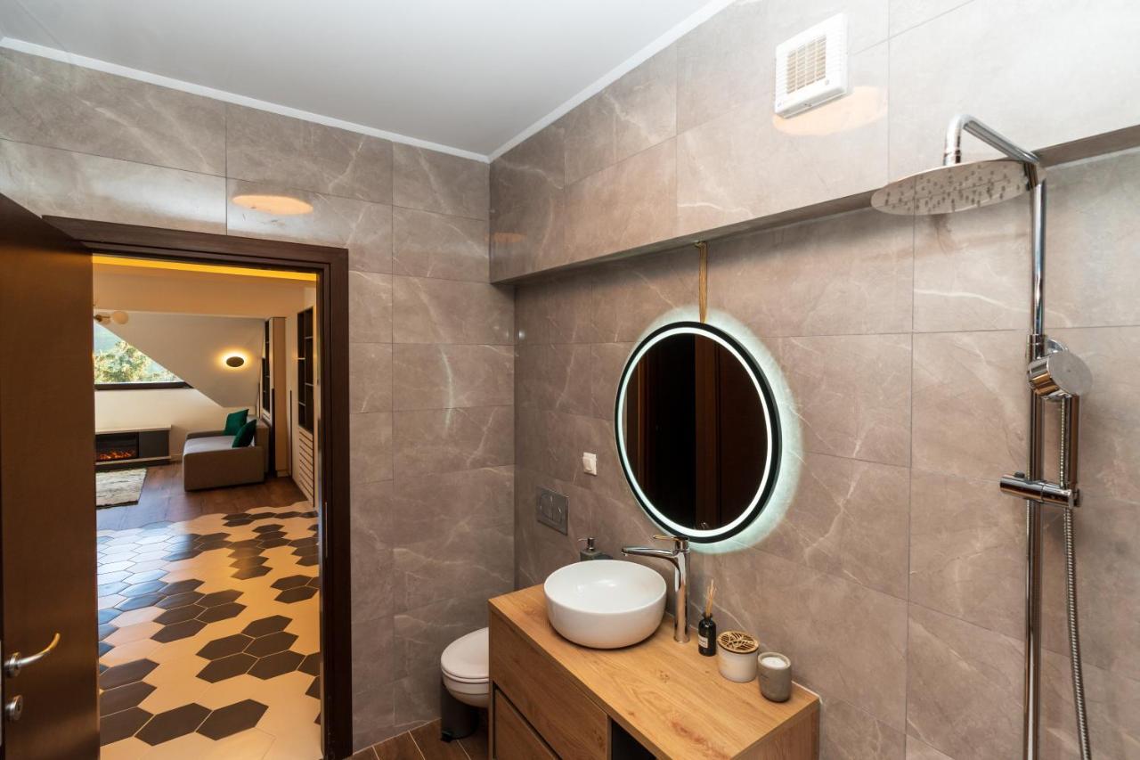 Clabucet Luxury Apartament เปรดัล ภายนอก รูปภาพ